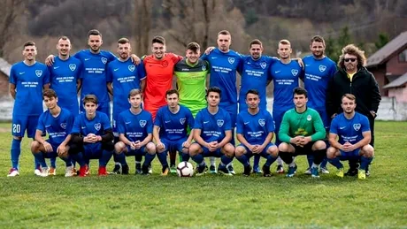 AJF Maramureș ”caută” trei echipe pentru începerea campionatului la Liga 4. Doar formația antrenată de Romulus Buia e pregătită de mini-turneul care decide campioana. Zoltan Szekely: ”Va fi foarte greu să ne descurcăm în aceste condiții, timpul este foarte scurt”