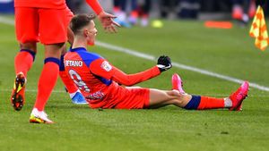 Ce tun ar putea da Gigi Becali! Octavian Popescu, la FC Barcelona? Victor Becali face marele anunț: „Au fost interesate și echipe din Anglia!” Ce zice de Jose Mourinho | VIDEO EXCLUSIV ProSport Live