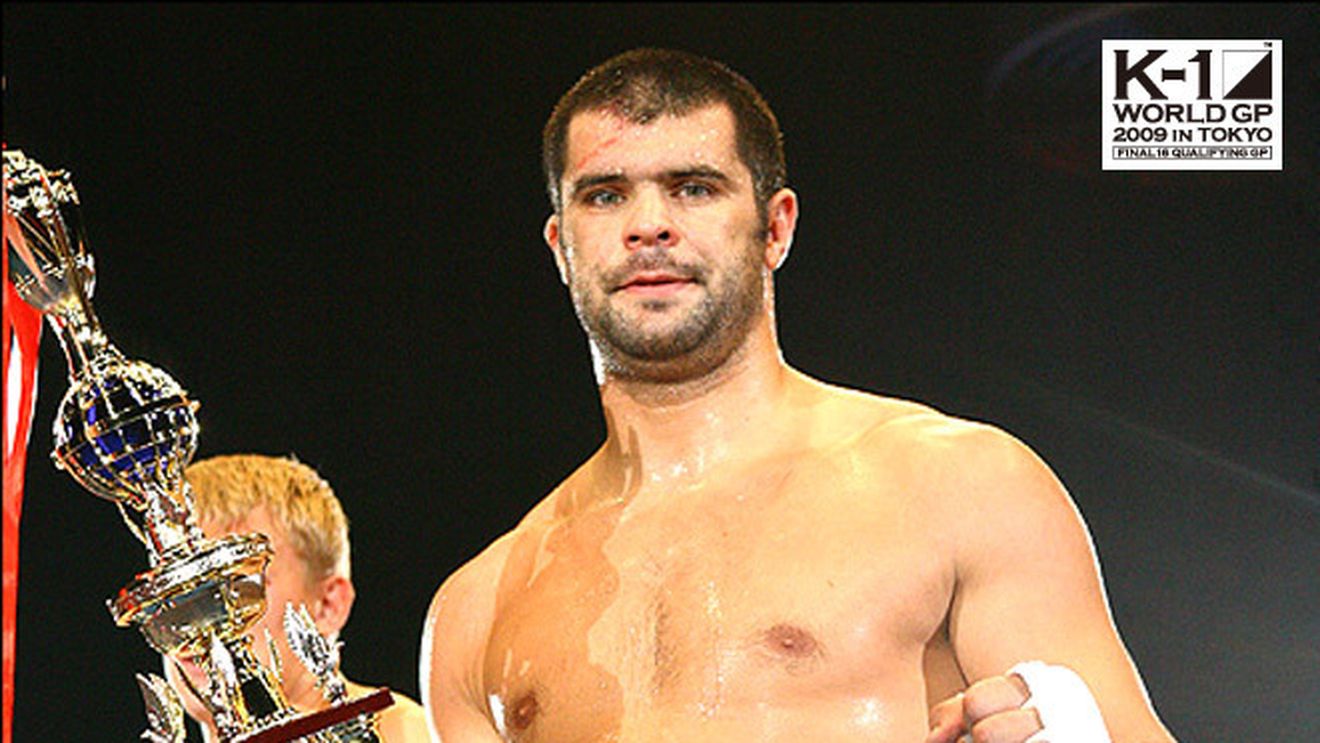 Daniel Ghiță îi implică pe fani în "războiul" cu Cătălin Moroșanu: "Scurt, la subiect... atât". Ce le-a cerut suporterilor și reacțiile lor