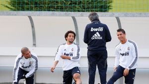 Asta e cea mai mare RUȘINE trăită de Mou la Madrid: "E un club mic!"** Galacticii, desființați după scandalul anului