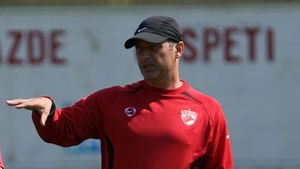 Rednic: "În România nu există respect pentru antrenori"