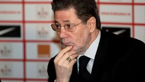 "Asemenea lucruri nu pot fi dezvăluite, ele se realizează la nivelul ierbii!" Declarația care l-a pus pe gânduri pe Cornel Dinu