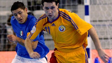 Naționala de futsal a României a pierdut primul meci al grupei preliminare pentru EURO-2012
