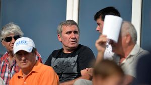 Hagi a înnebunit de furie după ce Viitorul era la un pas de a fi egalată! "Regele" a făcut gălăgie la vestiare la finalul meciului cu Oțelul 