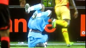 IMAGINI ȘOCANTE** Un portar, la un pas să își rupă gâtul la Cupa Africii