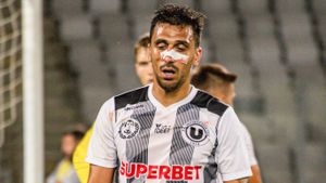 Fotbalistul tip gladiator! Denis Ispas a jucat pentru ”U” Cluj cu nasul rupt: ”A fost foarte incomod, deoarece nu puteam respira”