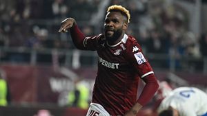 Nimeni nu se aștepta la asta! Cine l-a convins pe Aaron Boupendza să semneze cu Rapid București: „Mi-a vorbit frumos despre acest club”