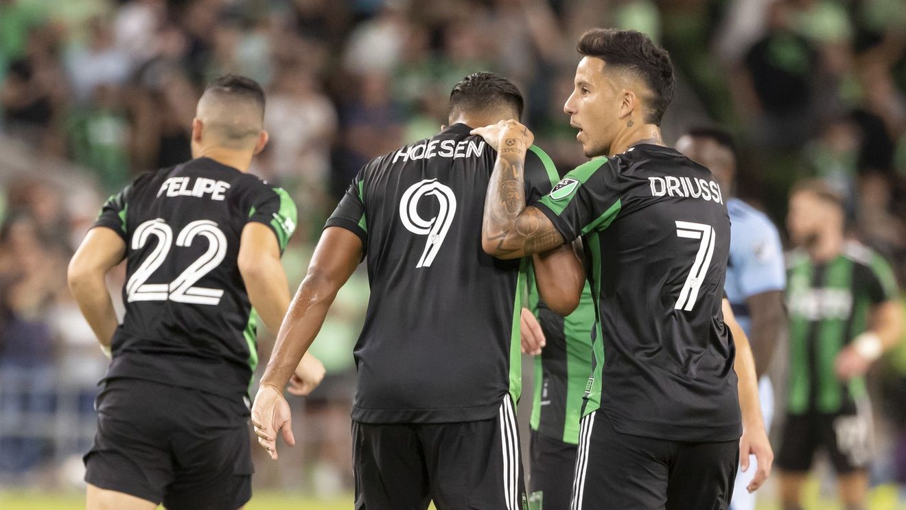 Are 2 titluri de campion, însă a renunțat la fotbal și s-a făcut frizer: „Întotdeauna am avut respect pentru oamenii care muncesc”