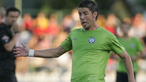 "Petrescu ne-a cerut la pauză să `ținem` de egal"