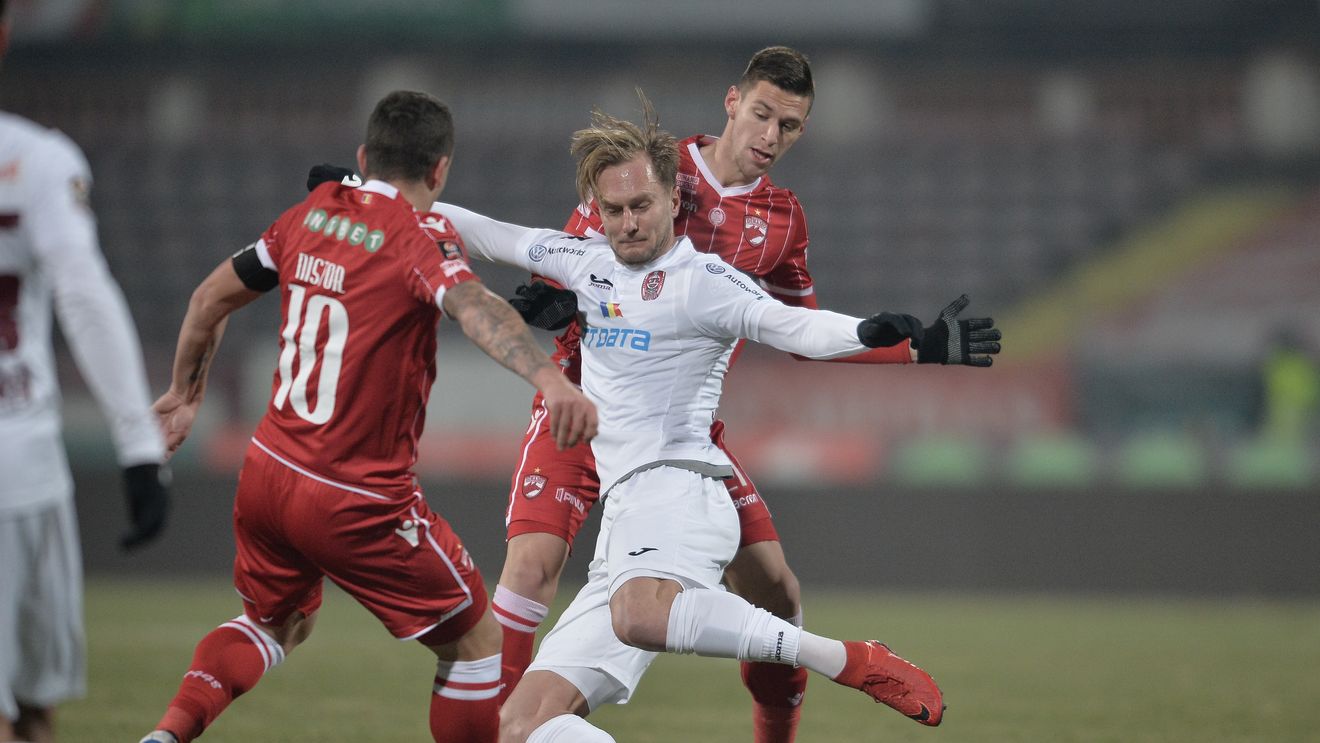 Veștile proaste nu se mai opresc! Nistor: "M-am accidentat din nou, de data asta mult mai grav! Am jucat într-un picior". Căpitanul lui Dinamo, sincer: "Va fi o minune să intrăm în play-off"