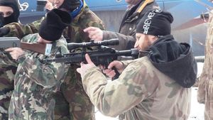 FOTO | Florin Cernat și colegii săi de la Oțelul s-au "împușcat" și au tras cu arcul în Poiana Brașov