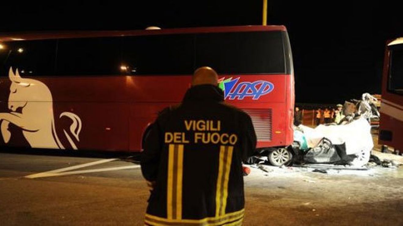 Tragedie!** Autocarul lui Torino, implicat într-un accident cu doi morți