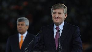 Gest impresionant al lui Rinat Akhmetov, după ce Mircea Lucescu a câștigat titlul cu Dinamo Kiev: „Nici nu apucasem să intru în vestiar!”. Ce a făcut patronul lui Șahtior