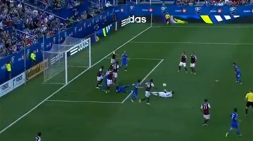 VIDEO – A făcut faza meciului în timp ce stătea pe gazon. Reușita de mare finețe a unui fundaș