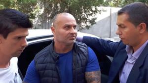 Dasaev, pus la detectorul de minciuni după ce i-a înjunghiat pe cei doi baschetbaliști americani. Ce restricții are interlopul brăilean