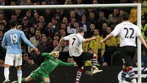 Cine îl va înlocui pe Van der Sar?** Sir Alex a pus ochii pe bunurile arabilor