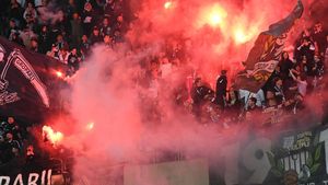 A început derby-ul! Cum vor cei de la CFR să-i împiedice pe rivalii de la U Cluj să nu ia stadionul cu asalt. Ce înseamnă, de fapt, „fără recuzită de galerie”