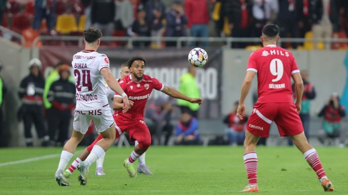 S-a stins războiul de la Dinamo! Cine și-a făcut apariția la derby-ul cu Rapid