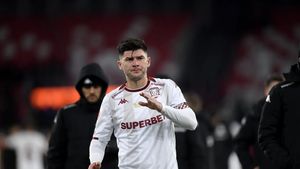 Dan Șucu l-a chemat la raport pe Cristi Săpunaru. Ce a vrut să afle patronul Rapidului de la fotbalist