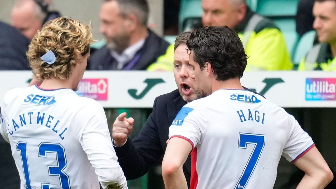 „Blestemul Ianis Hagi” l-a lovit crunt! Omul care i-a purtat sâmbetele la Rangers a fost dat afară