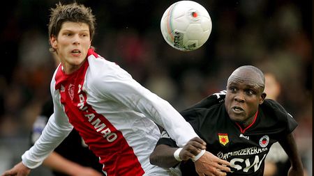 Ajax nu l-a dat pe Huntelaar nici pentru 40 milioane de euro