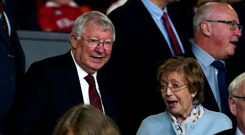 Anunțul care întristează întreaga lume a fotbalului! Sir Alex Ferguson, antrenorul legendar al lui Manchester United, trece prin momente extrem de dificile după moarta soției sale