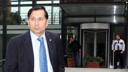 Au schimbat modificarea!** Crăciunescu și colaboratorii săi au ales să facă iar delegările prin email