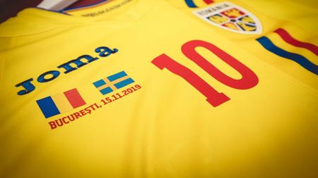 Contra l-a trimis pe bancă, dar FRF își face imagine cu el. Tricoul lui Ianis Hagi stă la loc de cinste în vestiarul echipei naționale