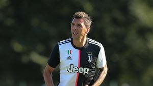 AC Milan a perfectat contractul cu Mario Mandzukic până la finalul acestui sezon!