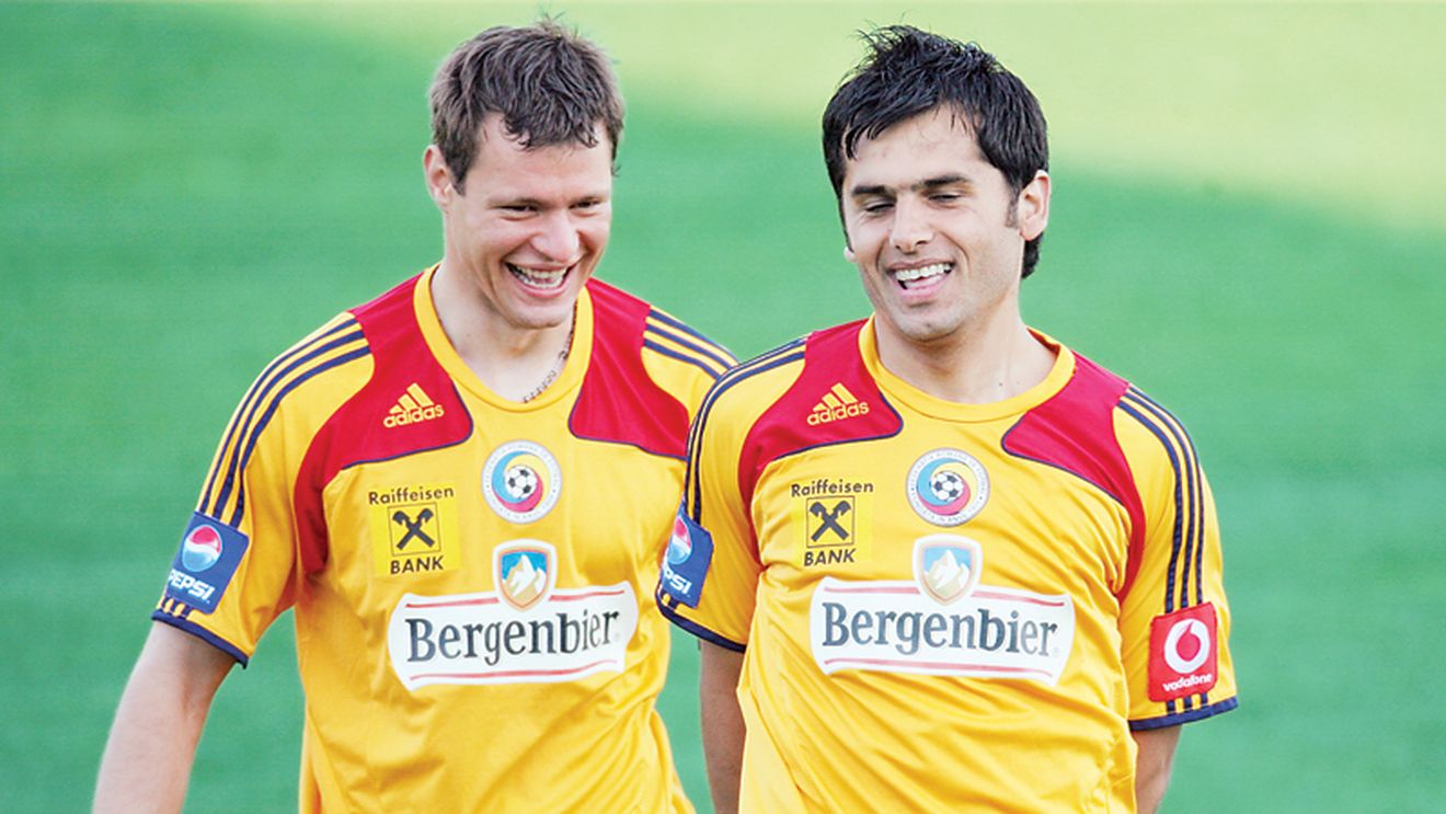 Steliștii trag de „Săgeată"