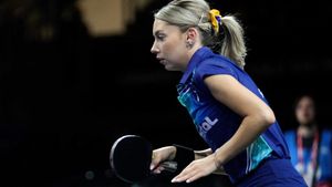 Bernadette Szocs a ratat aurul în proba de dublu feminin la Campionatele Mondiale. „Bernie” și partenera sa Sofia Polcanova s-au înclinat în fața cuplului Manyu Wang / Man Kuai