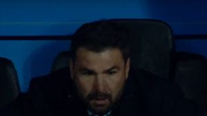 Reacție teribilă a lui Adrian Mutu, după ce Farul a marcat pentru 3-0 în prima repriză a meciului cu Rapid! Cum l-au surprins camerele TV pe antrenorul giuleștenilor!