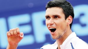 Hănescu: „Să taci și să muncești!"