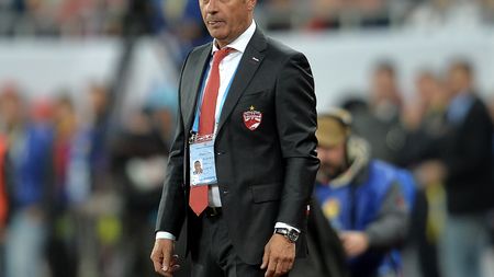 EXCLUSIV | Ofertele pe care Rednic le-a refuzat pentru a ajunge la Dinamo!  Cum puteau rămâne "câinii" fără antrenorul mult visat   