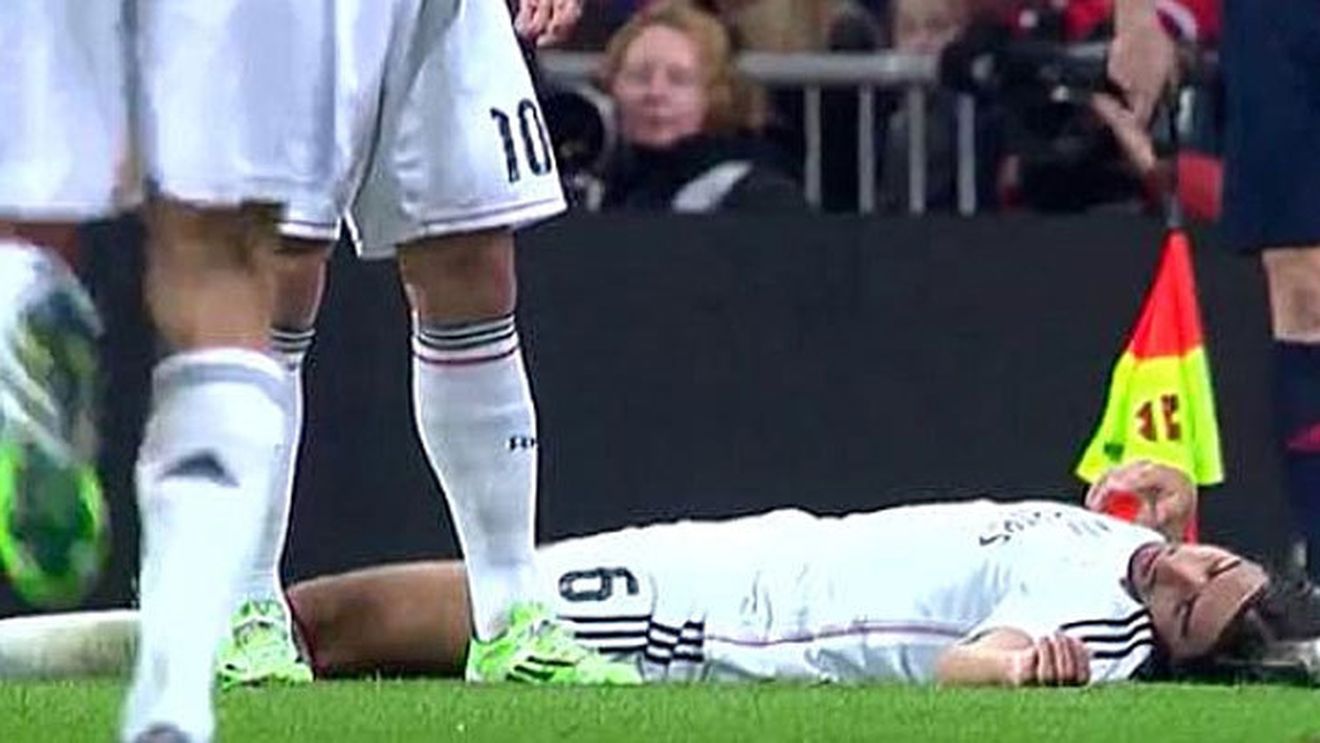 Khedira a fost externat după ce a suferit o comoție cerebrală la meciul de Cupă cu Cornella și a petrecut noaptea la spital