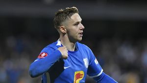 Nelu Varga a negociat, în mare secret, transferul lui Louis Munteanu la CFR Cluj! Anunțul care vine ca o lovitură pentru Gigi Becali și Dan Șucu: „Am luat legătura cu Fiorentina”