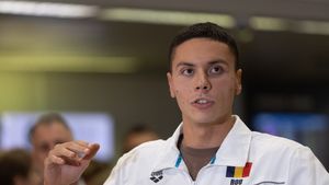 „Aș vrea să-l cinstesc”. Cine este omul din România pe care David Popovici l-a auzit vorbind despre el și care l-a cucerit definitiv