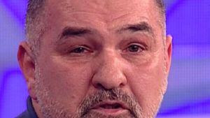 Strigătul disperat al lui Doroftei: "Mor de foame! Am fost aruncat ca o măsea stricată"