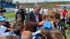 Și-au semnat certificatul de naștere acum 3 ani, dar se gândesc deja la titlu:** "Vrem să ne batem pentru campionat" Proiect grandios gândit de Hagi la Viitorul