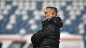 Derapajul lui Daniel Pancu legat de tradițiile cecene și de violența împotriva femeilor, taxat dur: Superbet a rupt contractul cu fostul fotbalist!