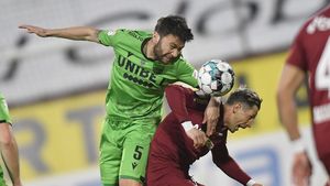 CFR Cluj - Dinamo 1-0 | Meci de coșmar pentru „câini”! Două cartonașe roșii și gol încasat în ultimele 10 minute! Campioana, victorie în stilul lui Dan Petrescu