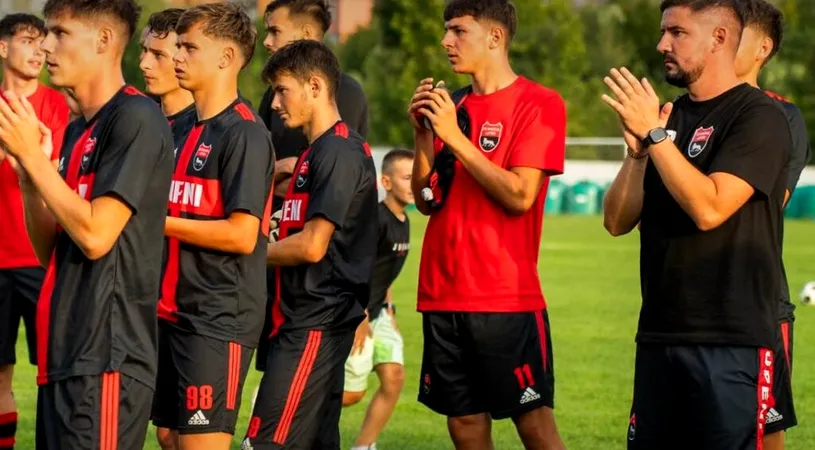 Minerul Lupeni continuă sezonul de Liga 3 alături de alt antrenor. Conducerea a comunicat varianta ”principalului”