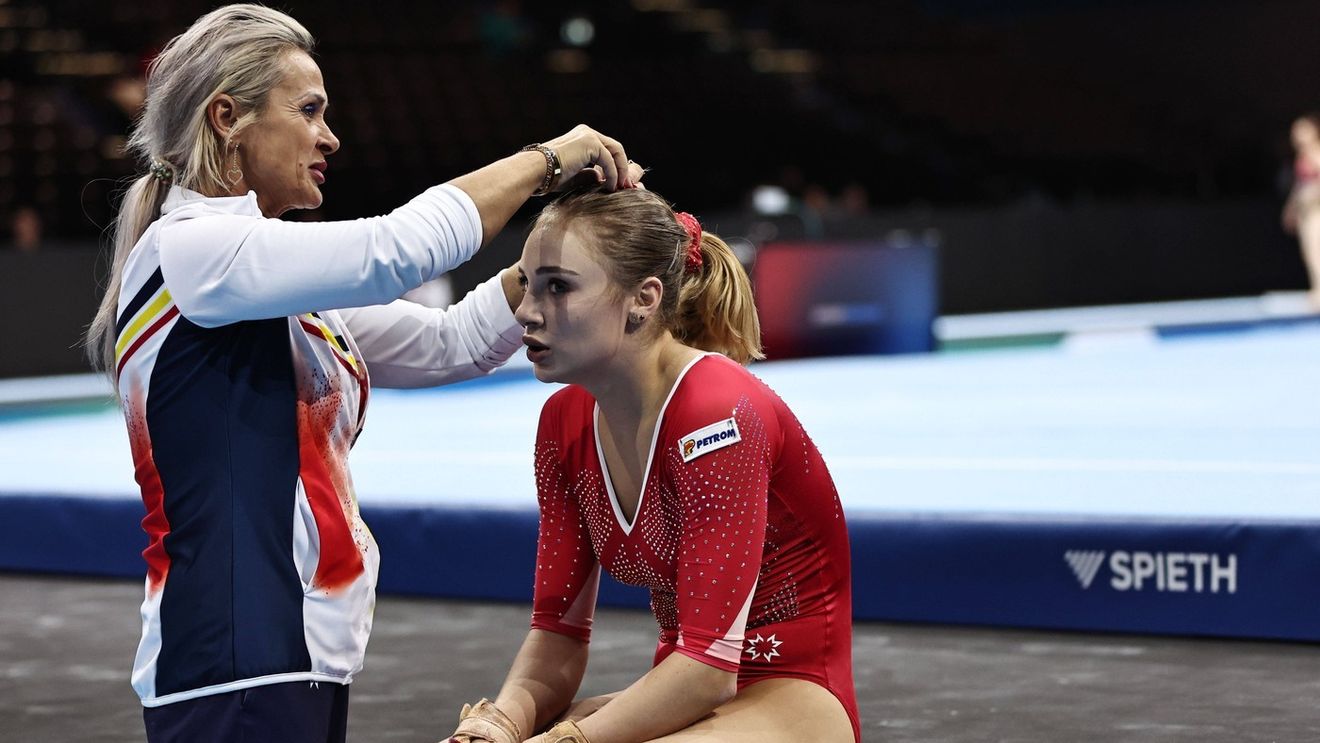 Revoltă în gimnastica feminină! Camelia Voinea, prima reacție după ce a fost suspendată: „Vor să-mi ia cu japca fata!”
