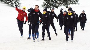 Tănase e invidios pe "Stallone" și a răbufnit: **"Fotografiați-l pe Bourceanu, nu pe noi! Uitați, iar e cel mai bun!"