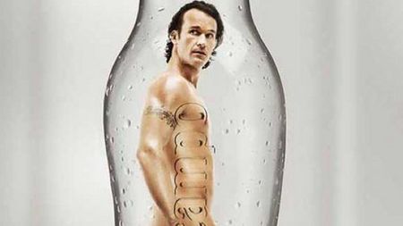 FOTO** Carlos Moya, fostul iubit al Ralucăi Sandu, nud într-o reclamă