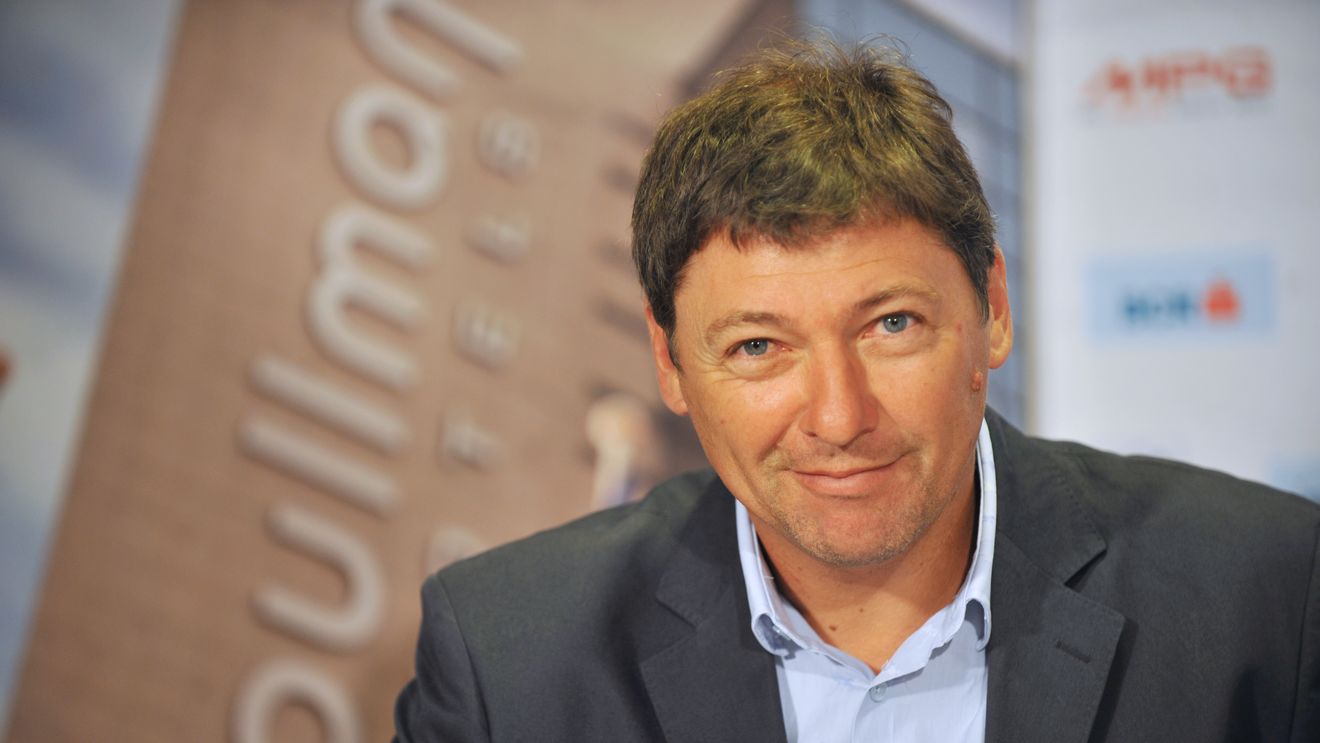 SPECIAL | Marius Comănescu povestește cum a ajuns în prima linie a tenisului românesc: "Ilie e de vină!" De la racheta făcută cu bomfaierul, la clipa când a primit, pentru câteva ore, racheta lui Năstase cu poză pe cadru. "Dacă juca un meci greu, Florin Segărceanu zicea...". Rolul lui Hagi 