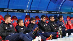 Se pierde la 23 de ani!** Unul dintre jucătorii GONIȚI de Becali de la Steaua în această iarnă, la un pas de a fi îndepărtat și de noua echipă!