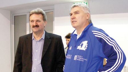 Tricolorii vor să invingă Muntenegru