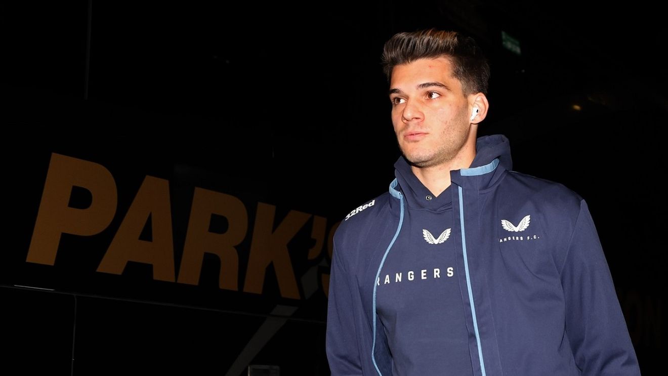 Schimbare importantă pentru Ianis Hagi. Cu cine negociază Rangers