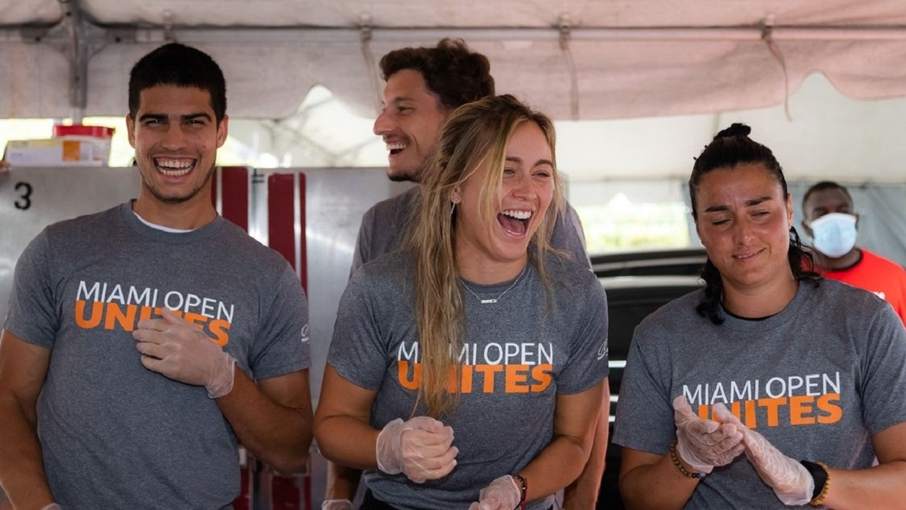 Numărul 2 WTA, dezvăluiri fără perdea: „Nu-i spuneți asta soțului meu!" Cine a fost prima dragoste a jucătoarei de tenis | VIDEO